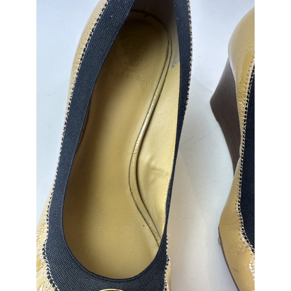 TORY BURCH Caroline Wedge Ice Coffee Black Leather Beige Women's Size 9 / 9M - Picture 8 of 16